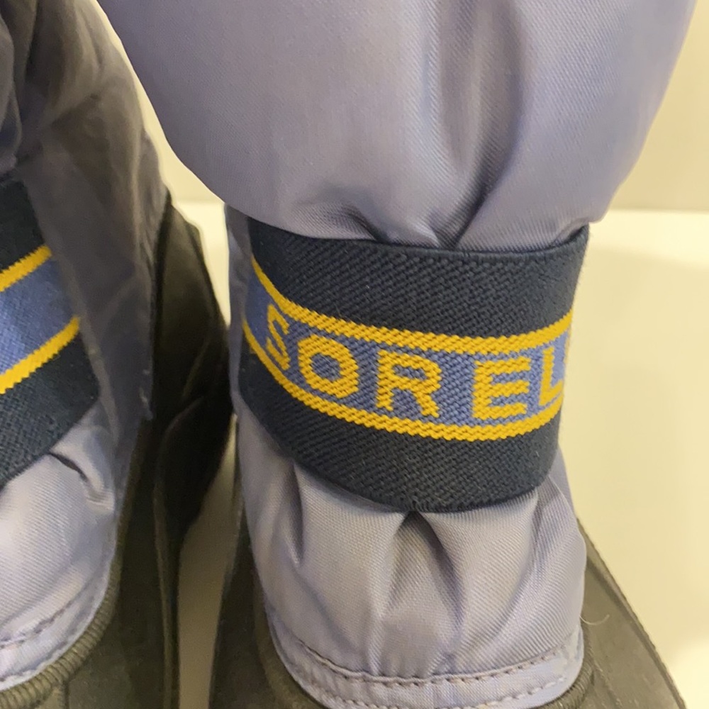 Sorel Snow Chariot snow boots - Size 5 - Picture 8 of 12